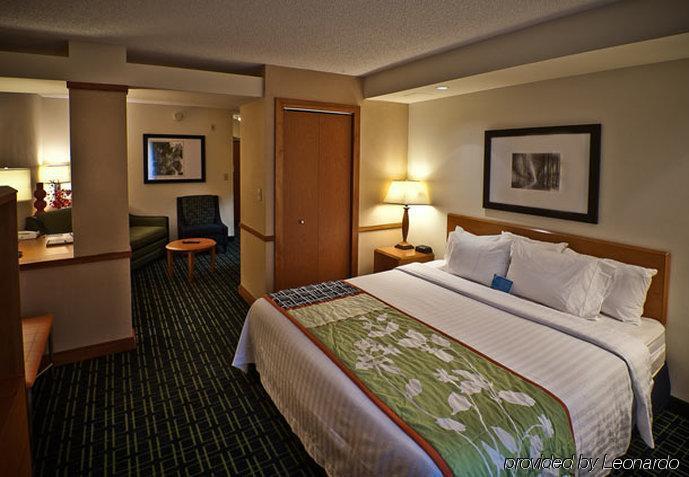 Fairfield Inn & Suites By Marriott Anderson Clemson Экстерьер фото